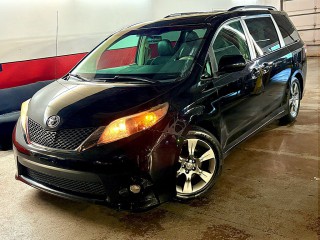 Image for 2011 Toyota Sienna Sport ID: 6818175