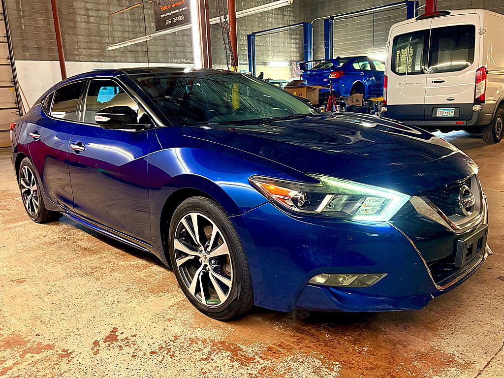 2016 Nissan Maxima Image 8