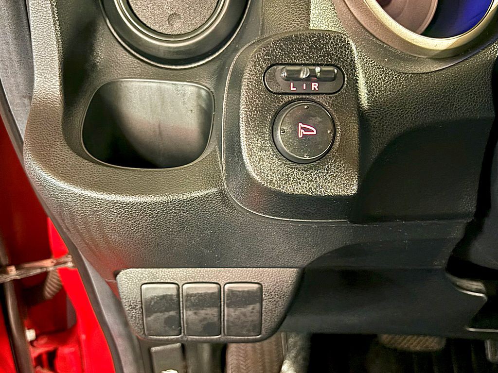 2009 Honda Fit Image 16