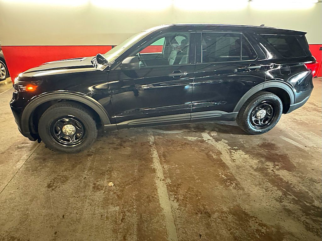 2021 Ford Explorer Image 4