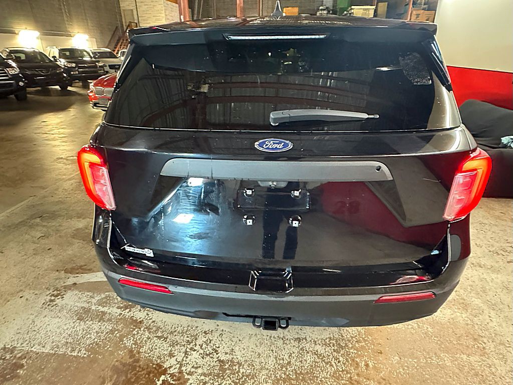 2021 Ford Explorer Image 6