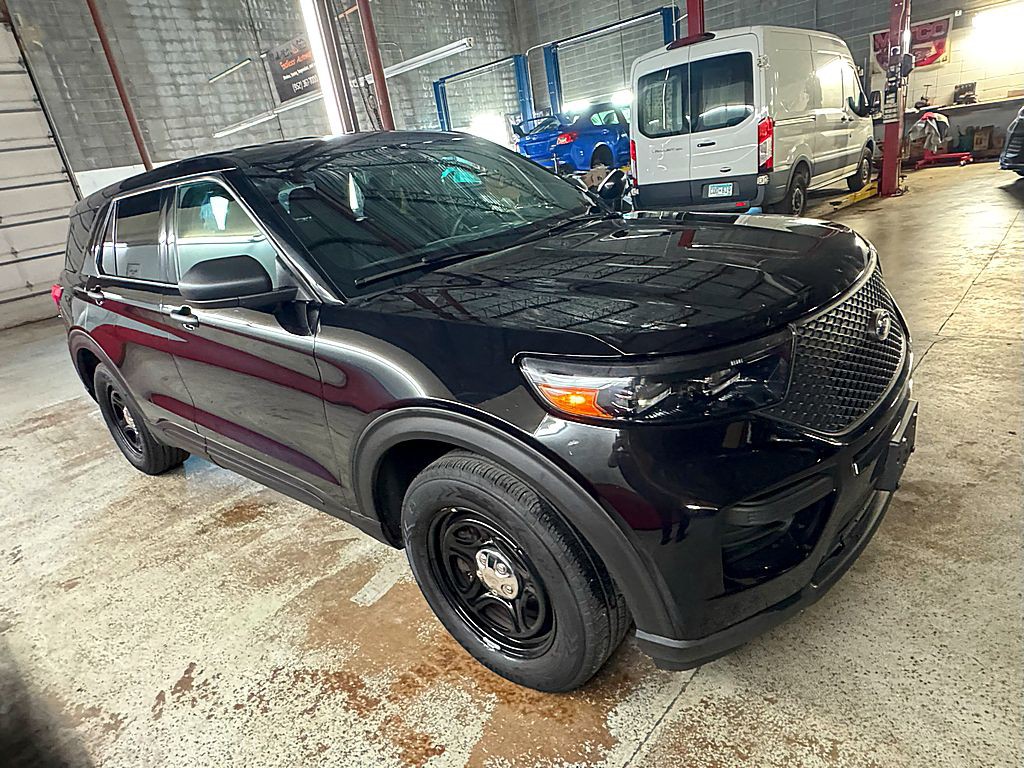 2021 Ford Explorer Image 8