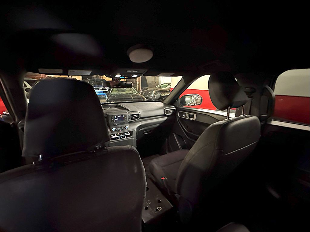 2021 Ford Explorer Image 19