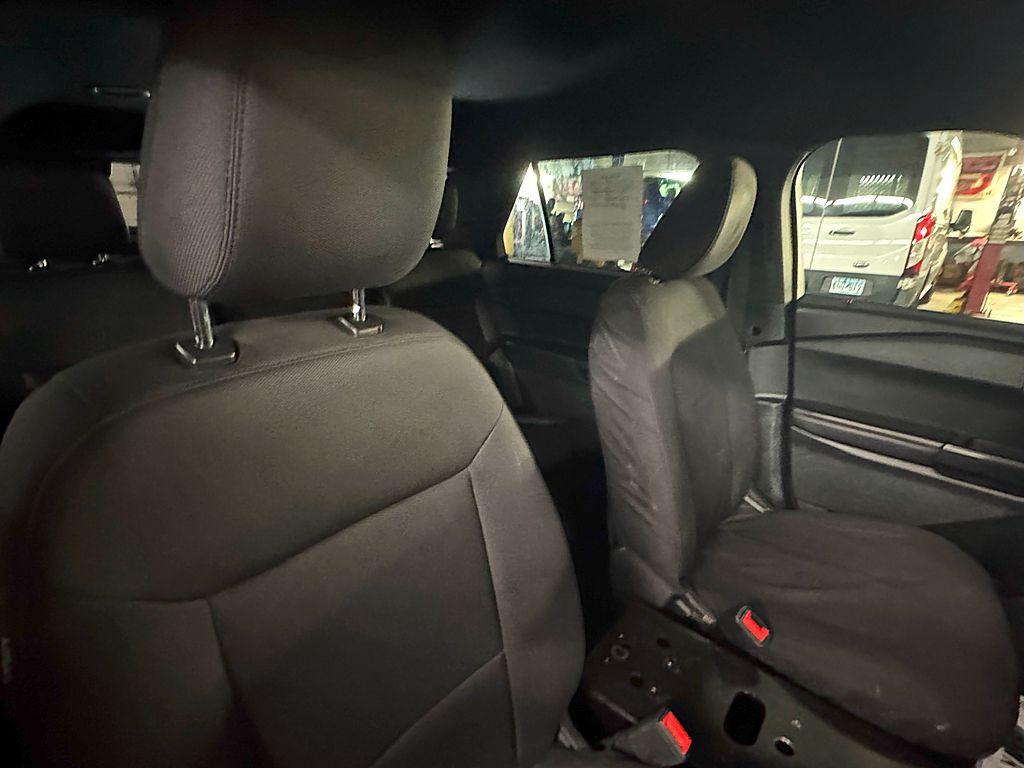 2021 Ford Explorer Image 22