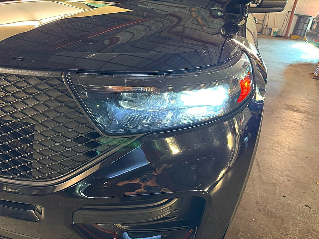2021 Ford Explorer Image 23