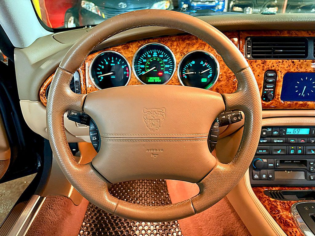 2006 Jaguar XK-Series Image 11