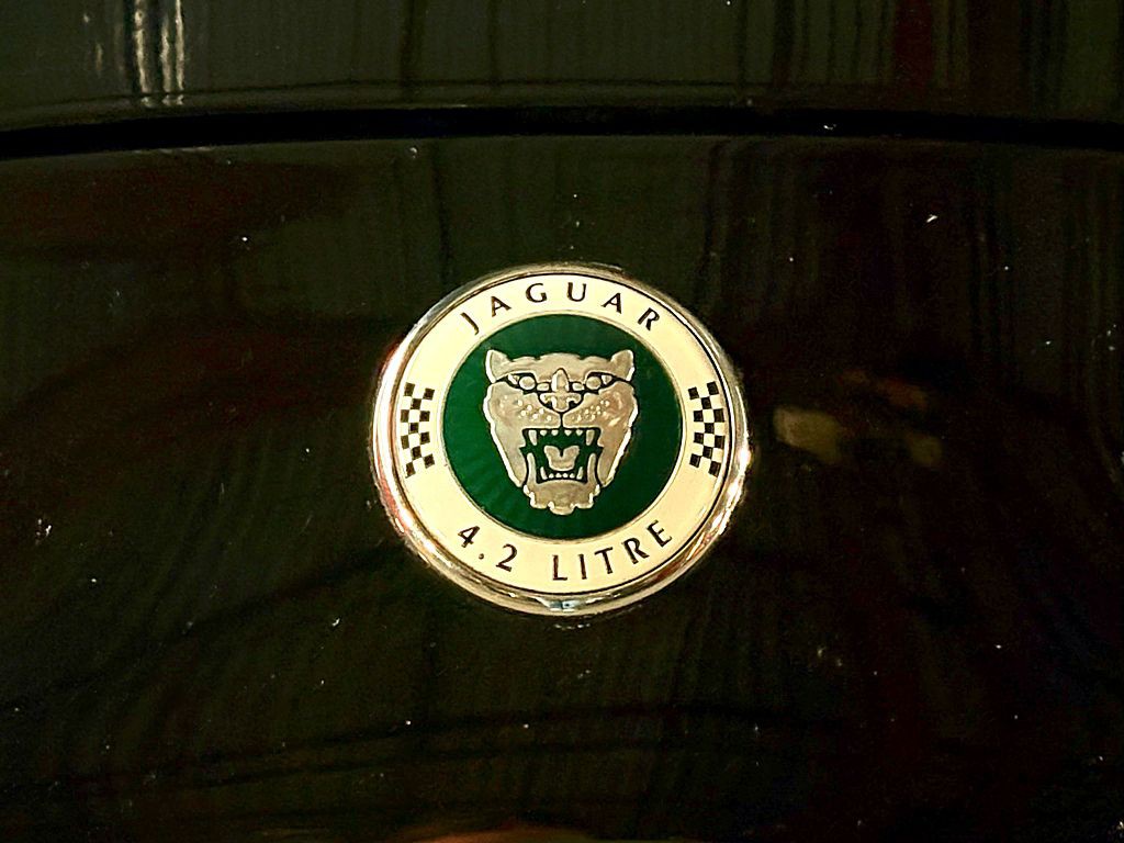 2006 Jaguar XK-Series Image 30
