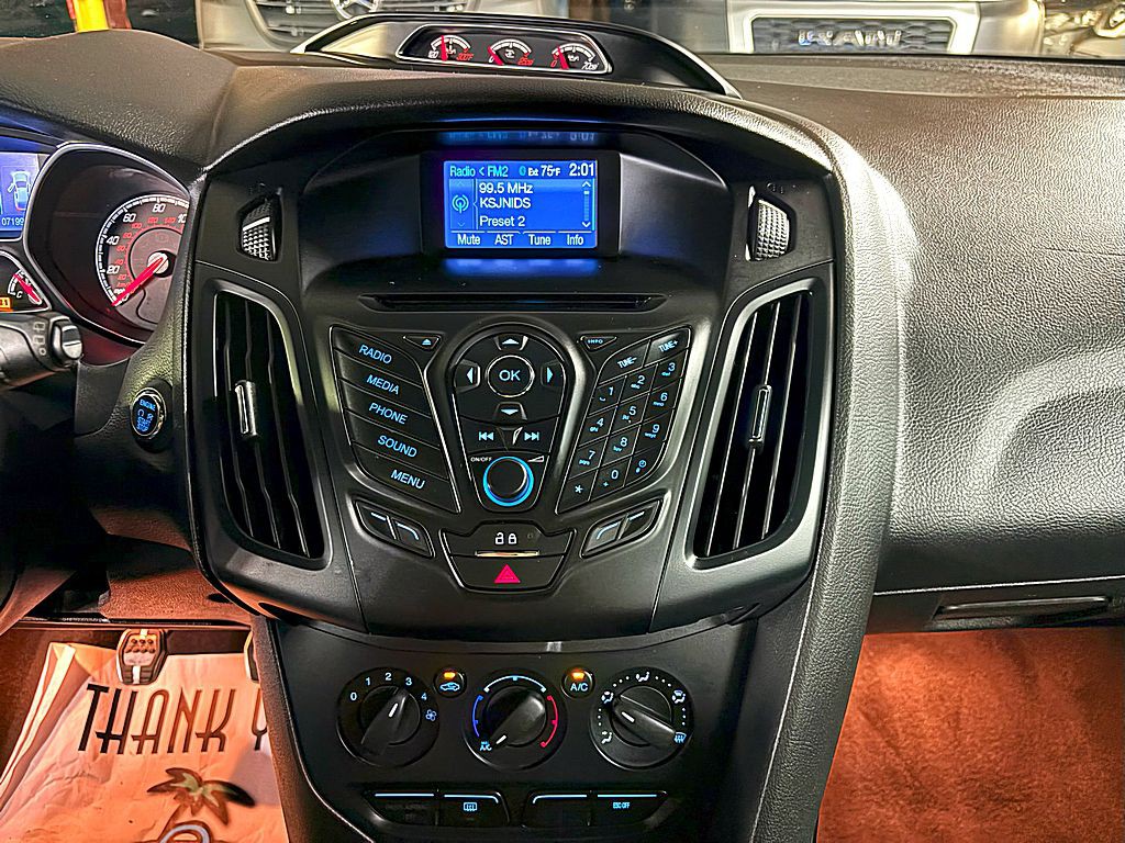 2014 Ford Focus Image 14