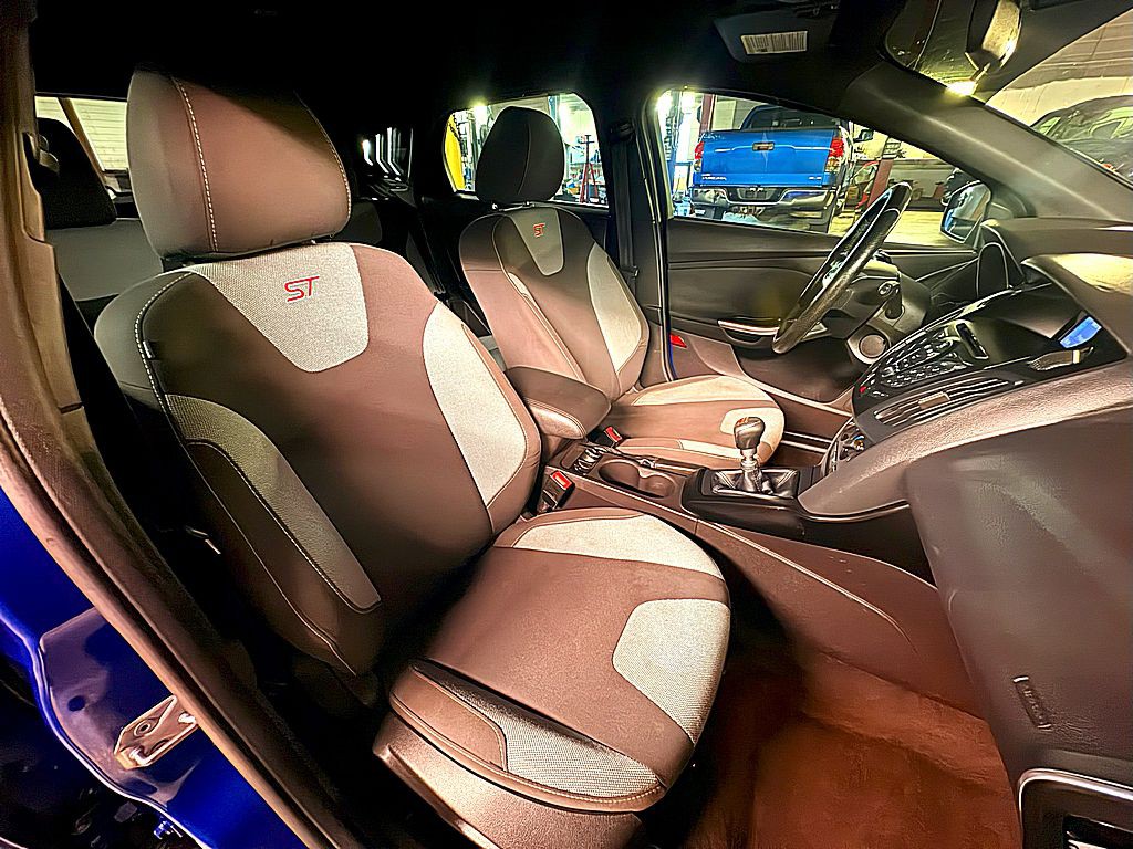 2014 Ford Focus Image 22
