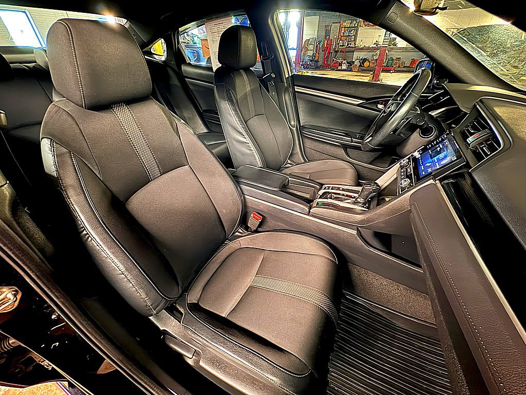 2020 Honda Civic Image 23