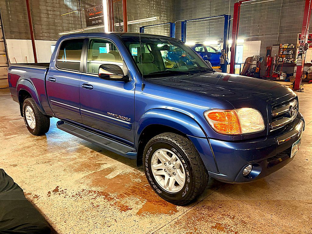 2004 Toyota Tundra Image 8
