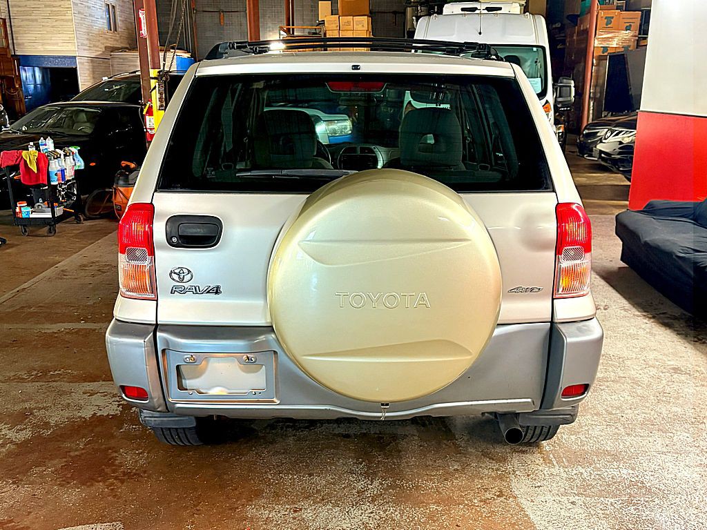 2003 Toyota Rav4 Image 6