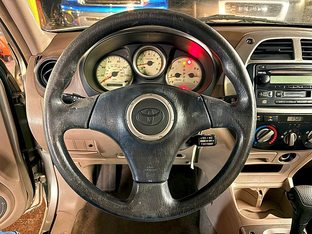 2003 Toyota Rav4 Image 11