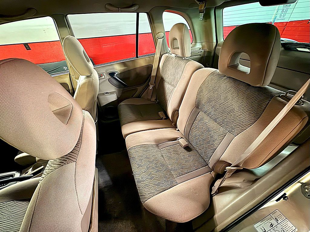 2003 Toyota Rav4 Image 18