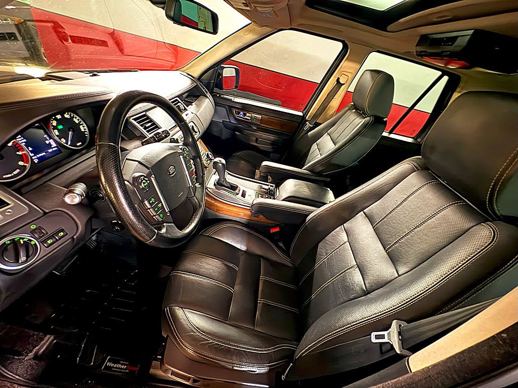 2013 Land Rover Range Rover Sport Image 10