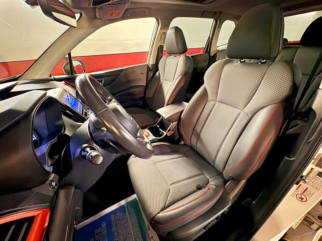 2019 Subaru Forester Image 11