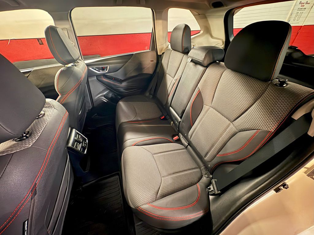 2019 Subaru Forester Image 23