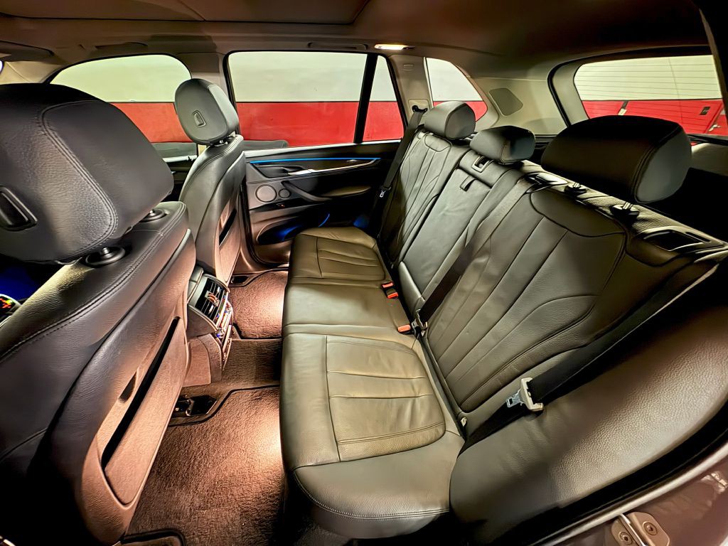 2015 BMW X5 Image 26