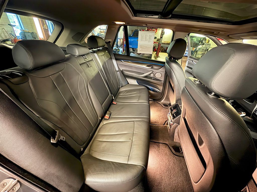 2015 BMW X5 Image 29