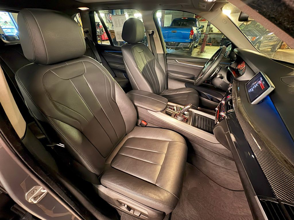 2015 BMW X5 Image 30