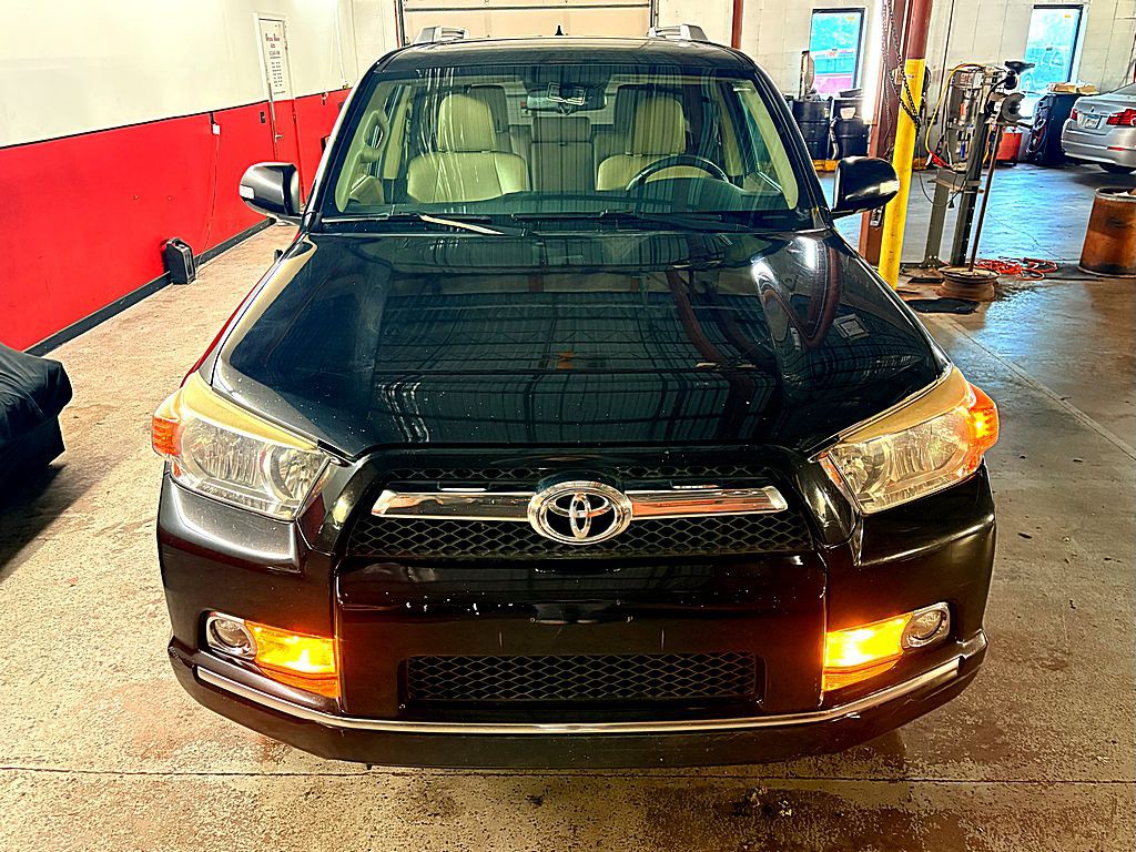 2011 Toyota 4Runner Image 8