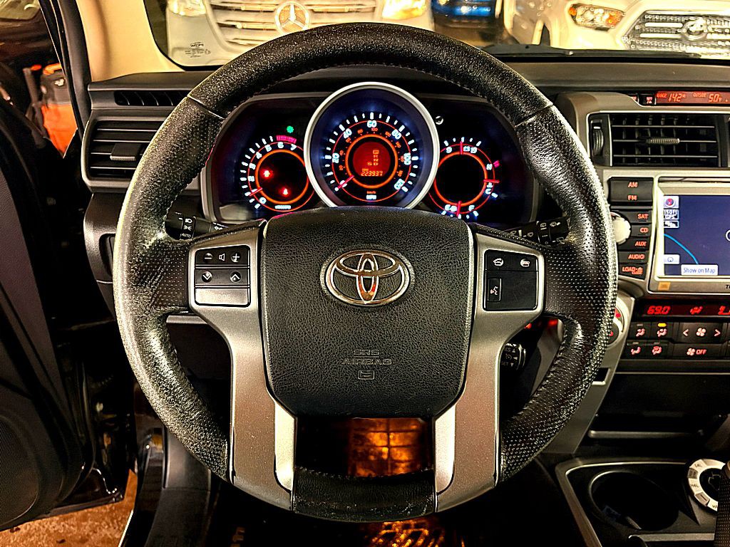 2011 Toyota 4Runner Image 11