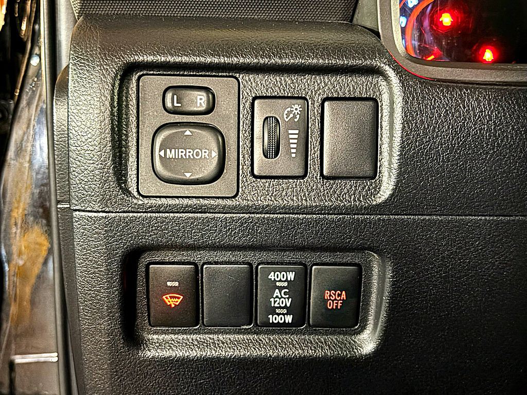 2011 Toyota 4Runner Image 21