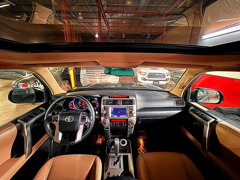 2011 Toyota 4Runner Image 23