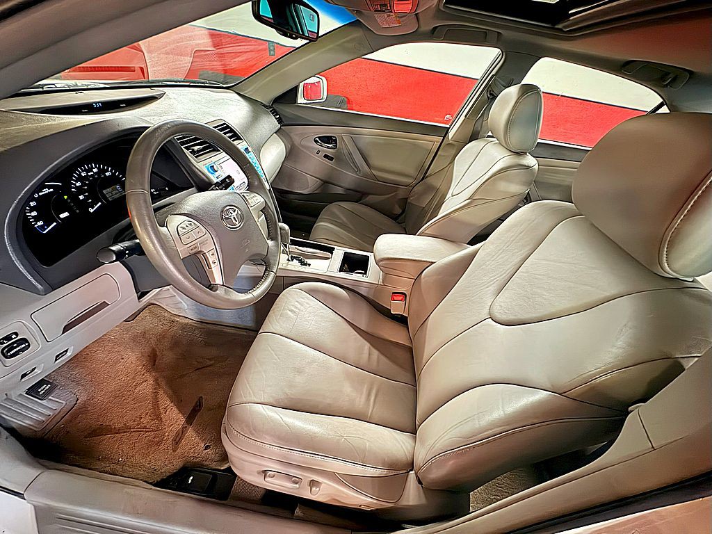2009 Toyota Camry Image 10