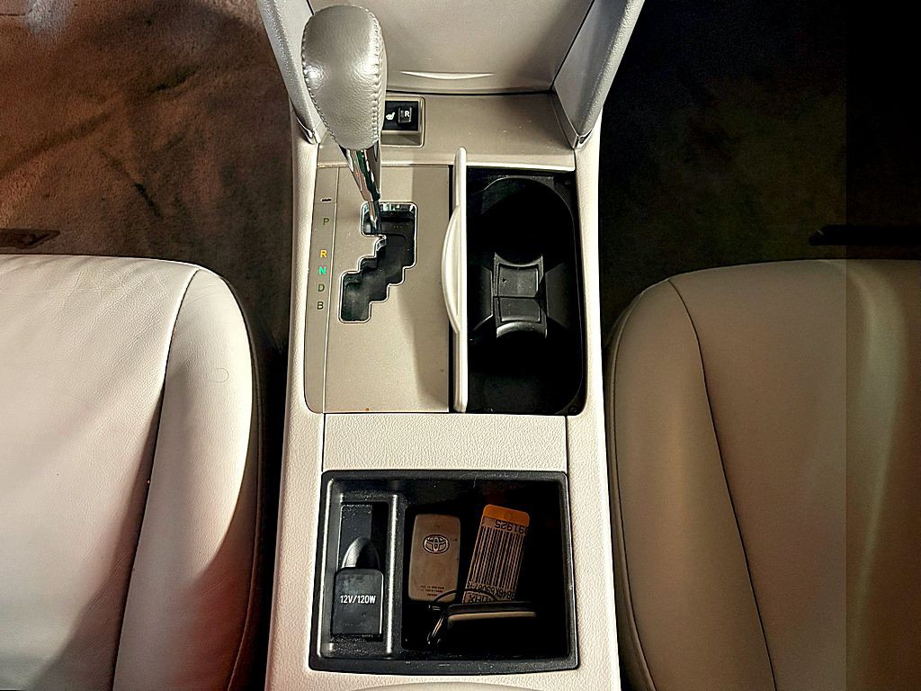 2009 Toyota Camry Image 15