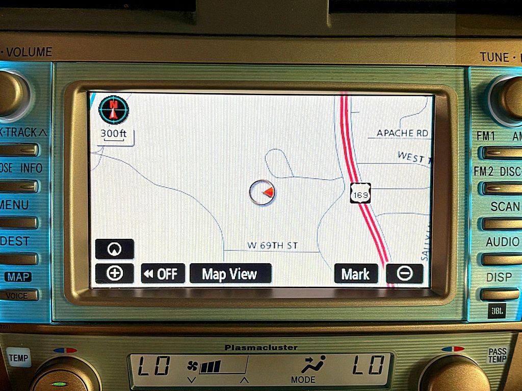 2009 Toyota Camry Image 16