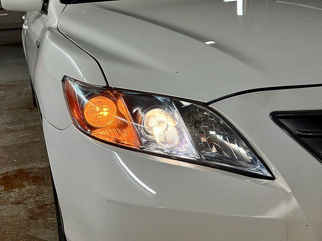 2009 Toyota Camry Image 28