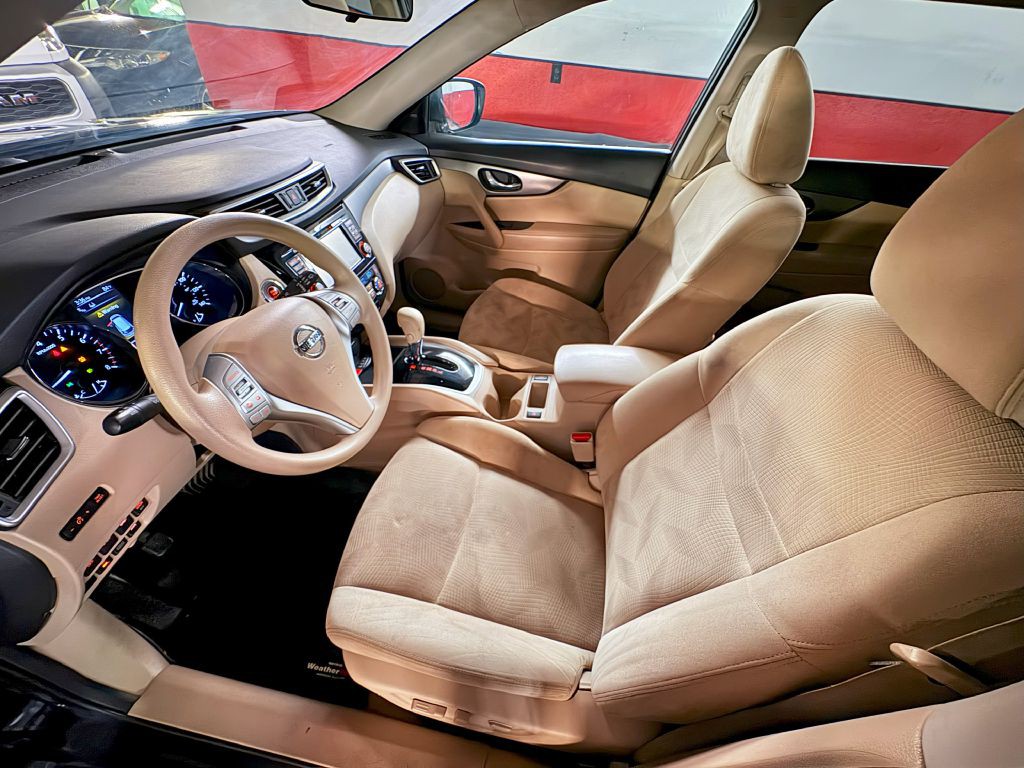 2015 Nissan Rogue Image 10