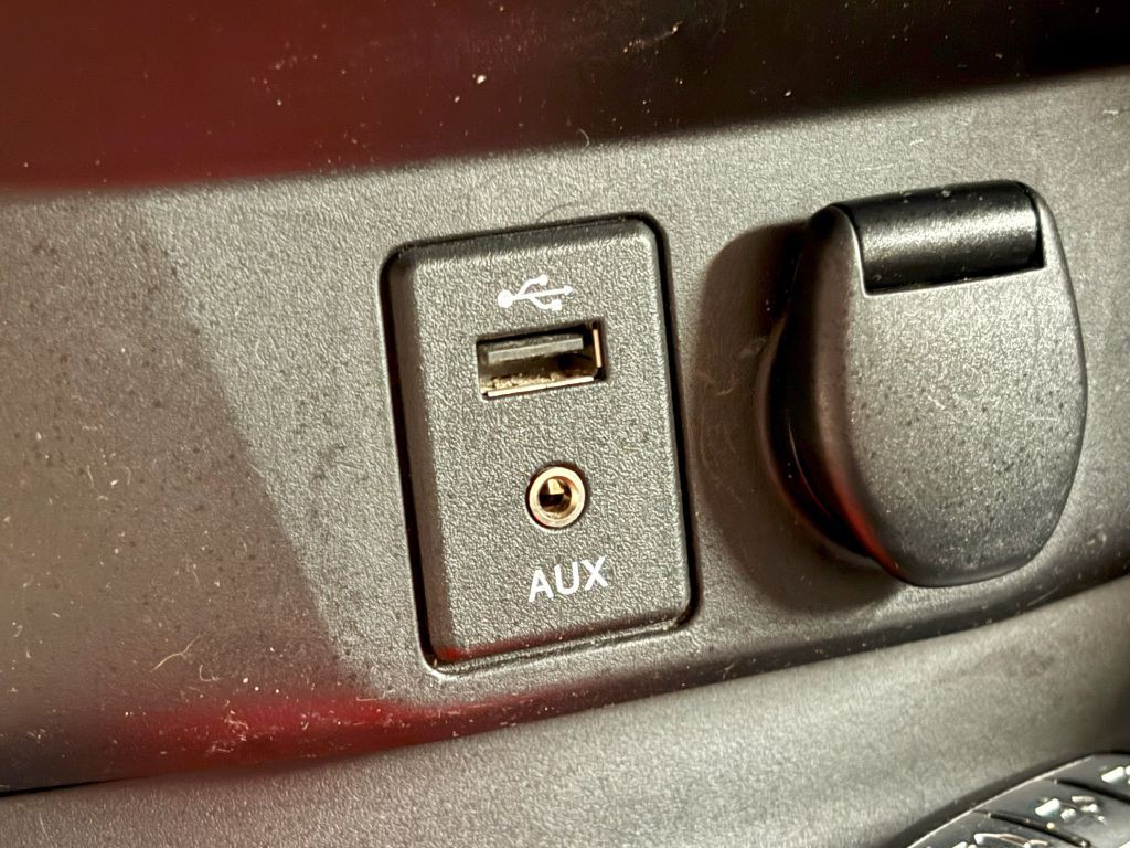 2015 Nissan Rogue Image 18