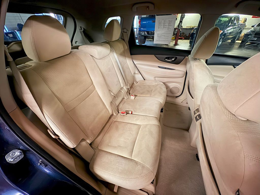 2015 Nissan Rogue Image 27