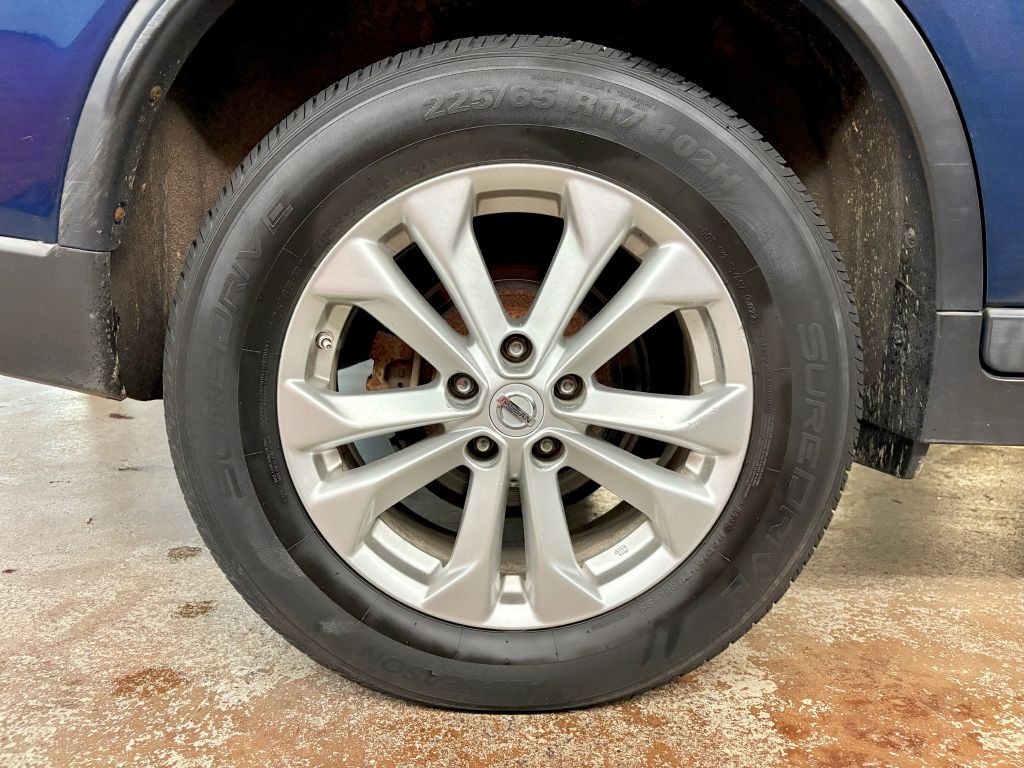 2015 Nissan Rogue Image 29