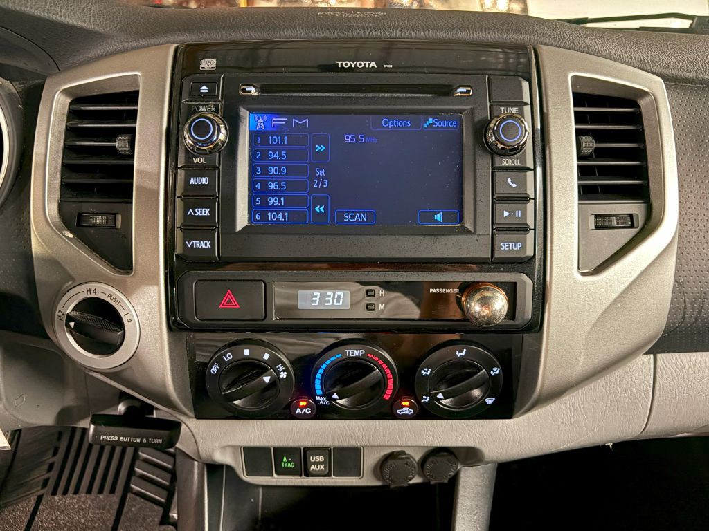 2013 Toyota Tacoma Image 15