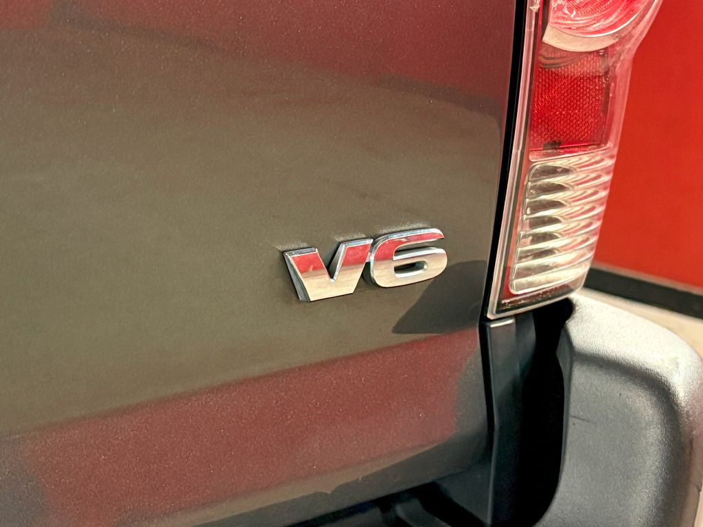 2013 Toyota Tacoma Image 27
