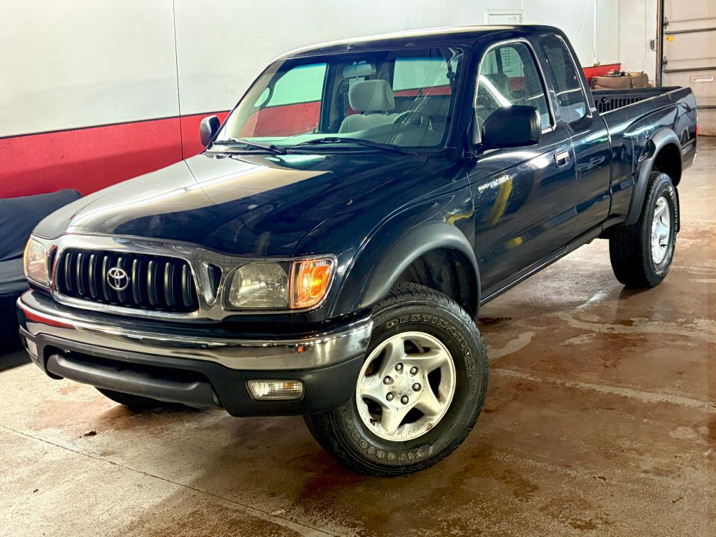 2004 Toyota Tacoma Image 1