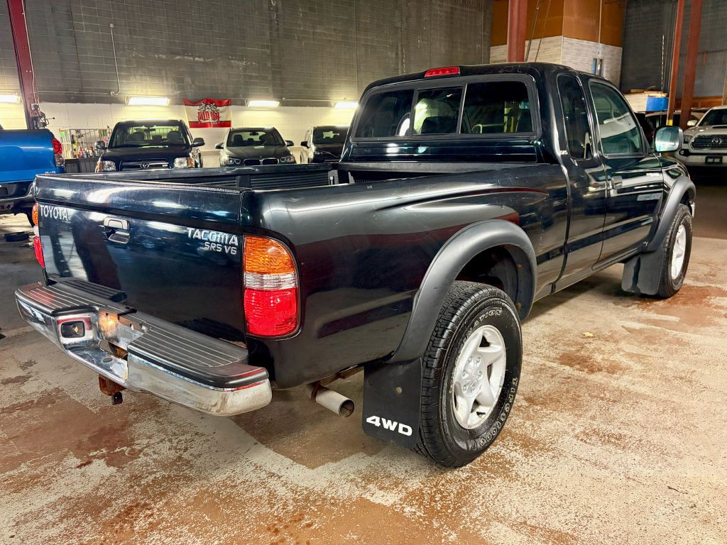 2004 Toyota Tacoma Image 7