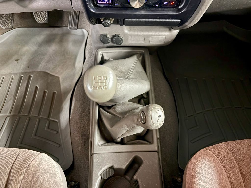 2004 Toyota Tacoma Image 15