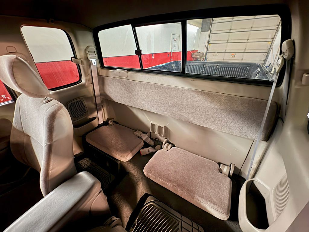 2004 Toyota Tacoma Image 18