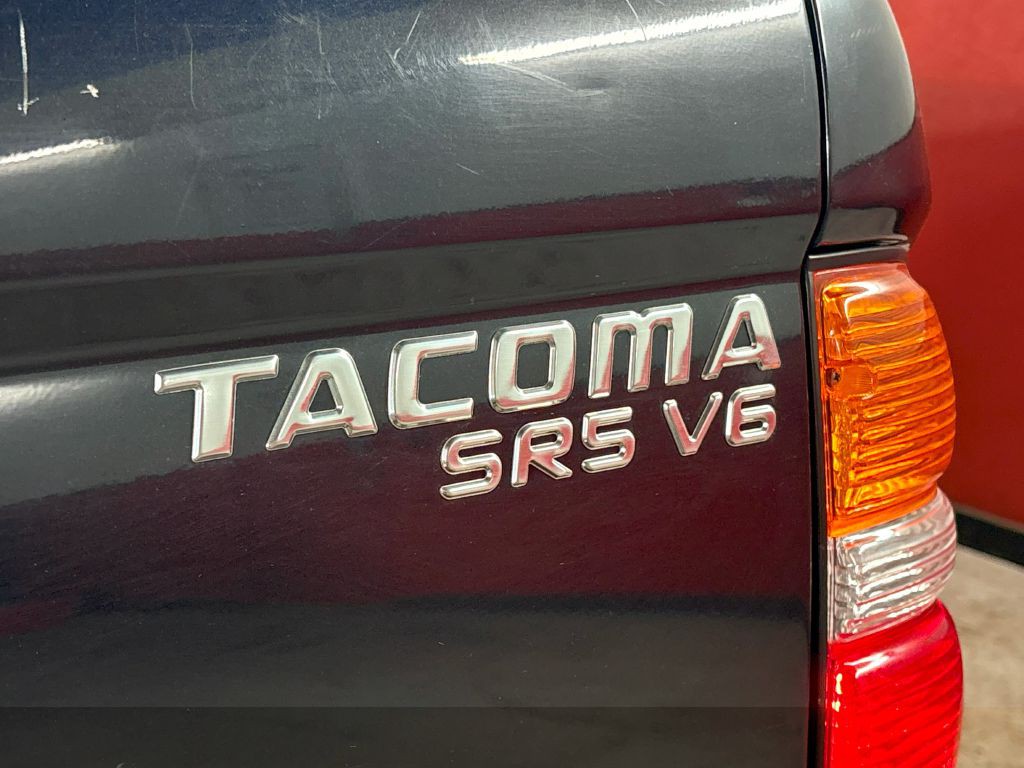 2004 Toyota Tacoma Image 27