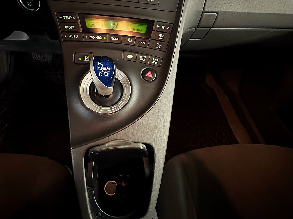 2011 Toyota Prius Image 14