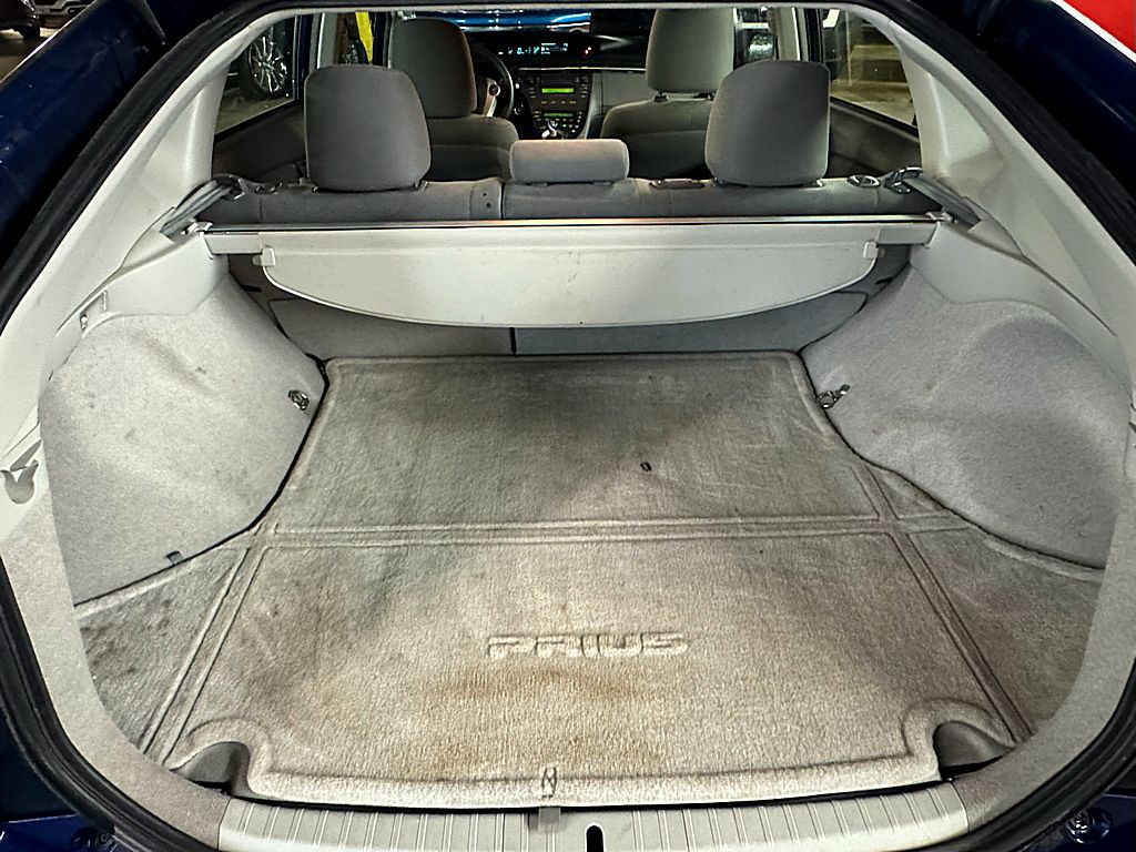 2011 Toyota Prius Image 17