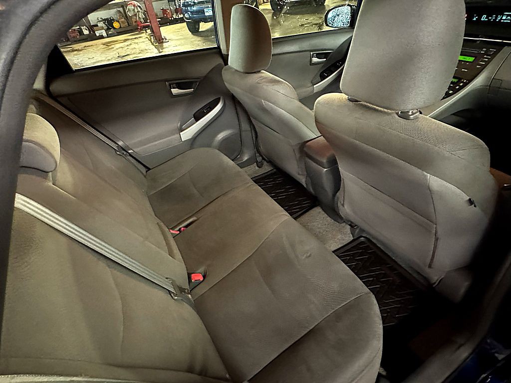 2011 Toyota Prius Image 18