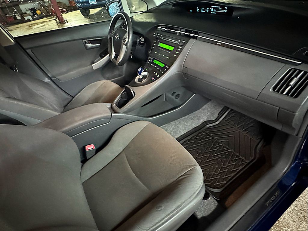 2011 Toyota Prius Image 19
