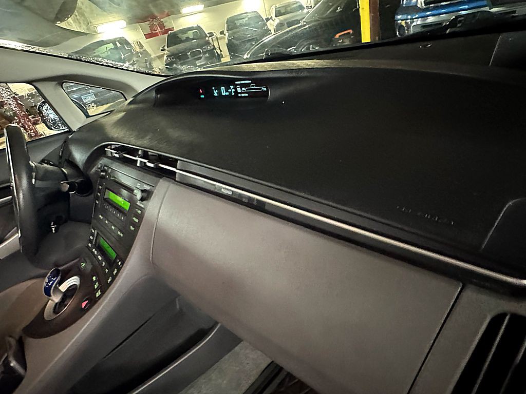 2011 Toyota Prius Image 20