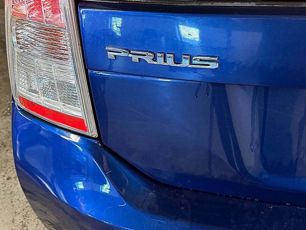 2011 Toyota Prius Image 24