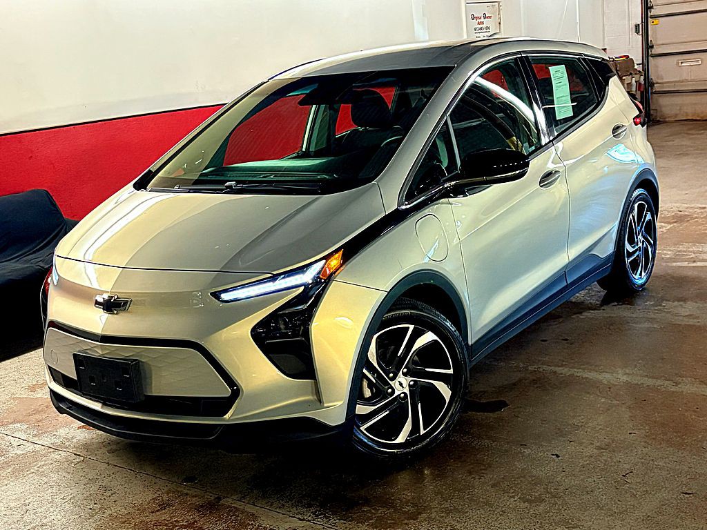 2023 Chevrolet Bolt EV Image 1